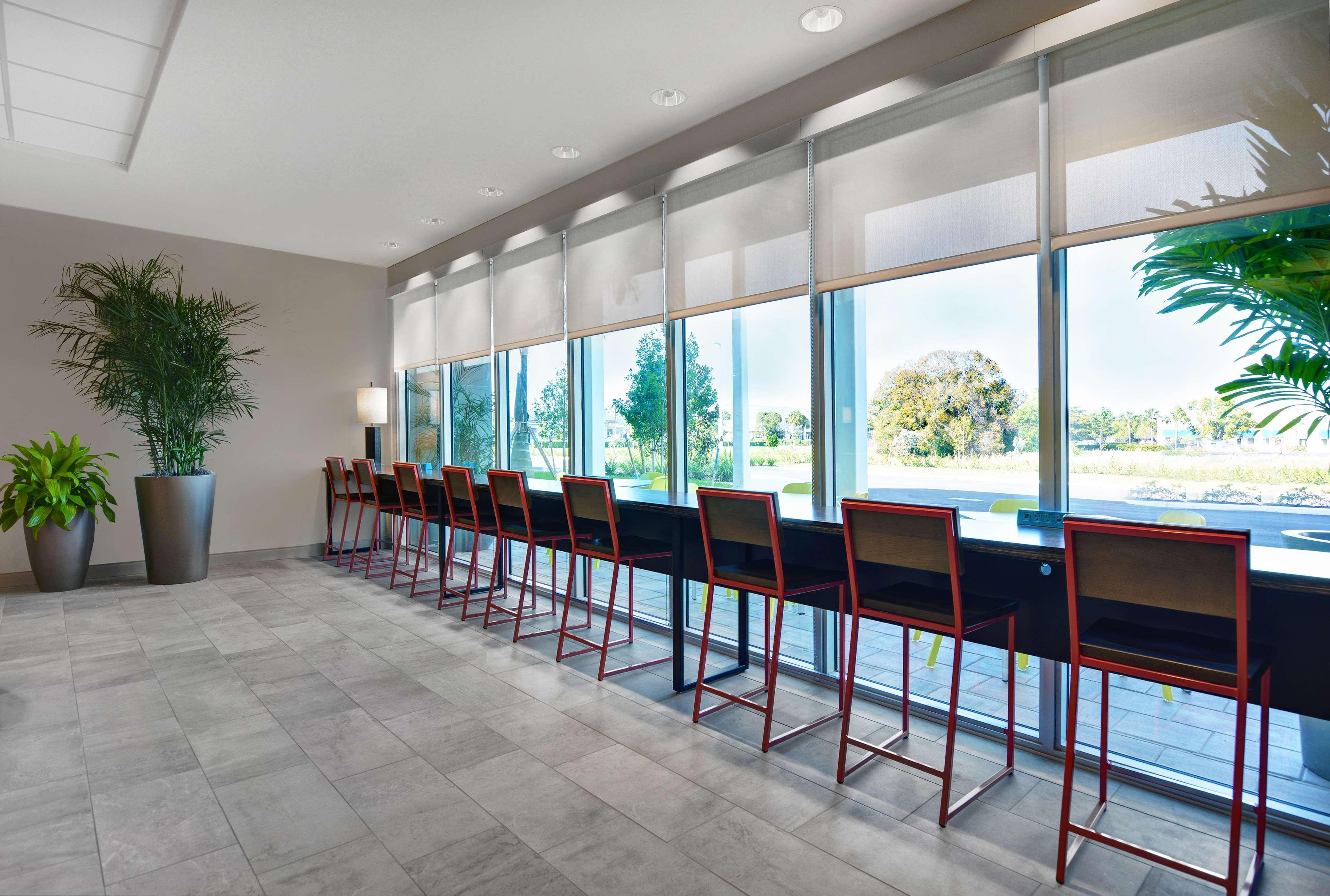 Home2 Suites By Hilton Fort Myers Colonial Blvd エクステリア 写真
