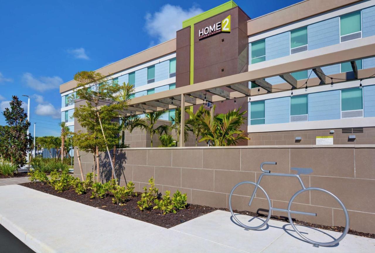 Home2 Suites By Hilton Fort Myers Colonial Blvd エクステリア 写真